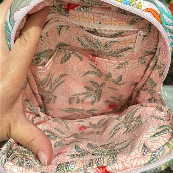 NWT Vera Bradley Utility Sling Backpack - Picture 4 of 4